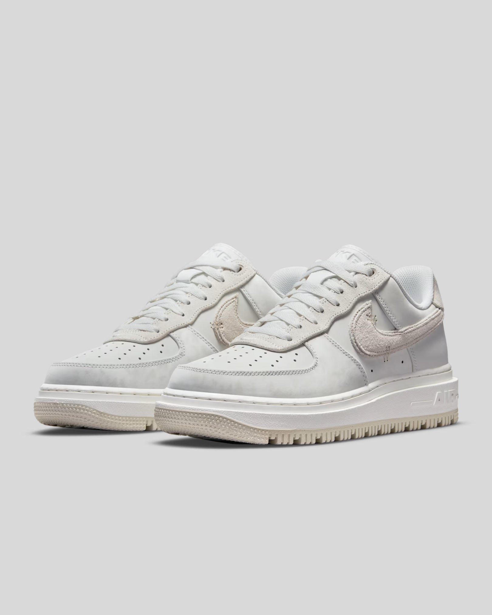 AIR FORCE LUXE