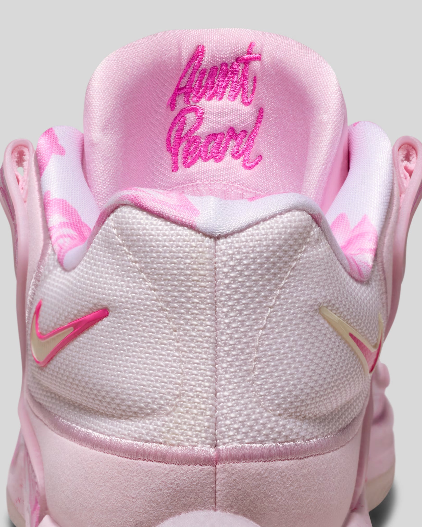 KD18 - AUNT PEARL