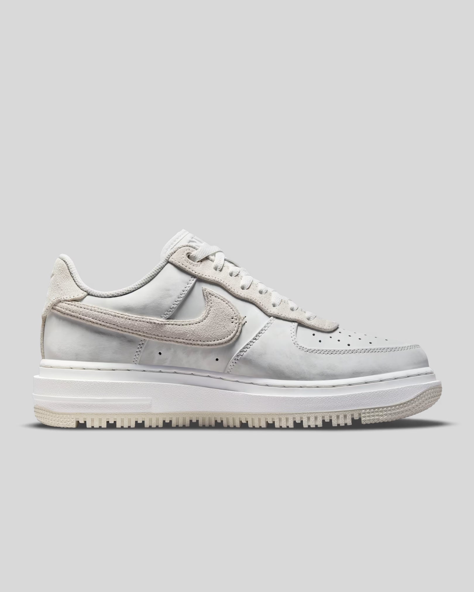 AIR FORCE LUXE